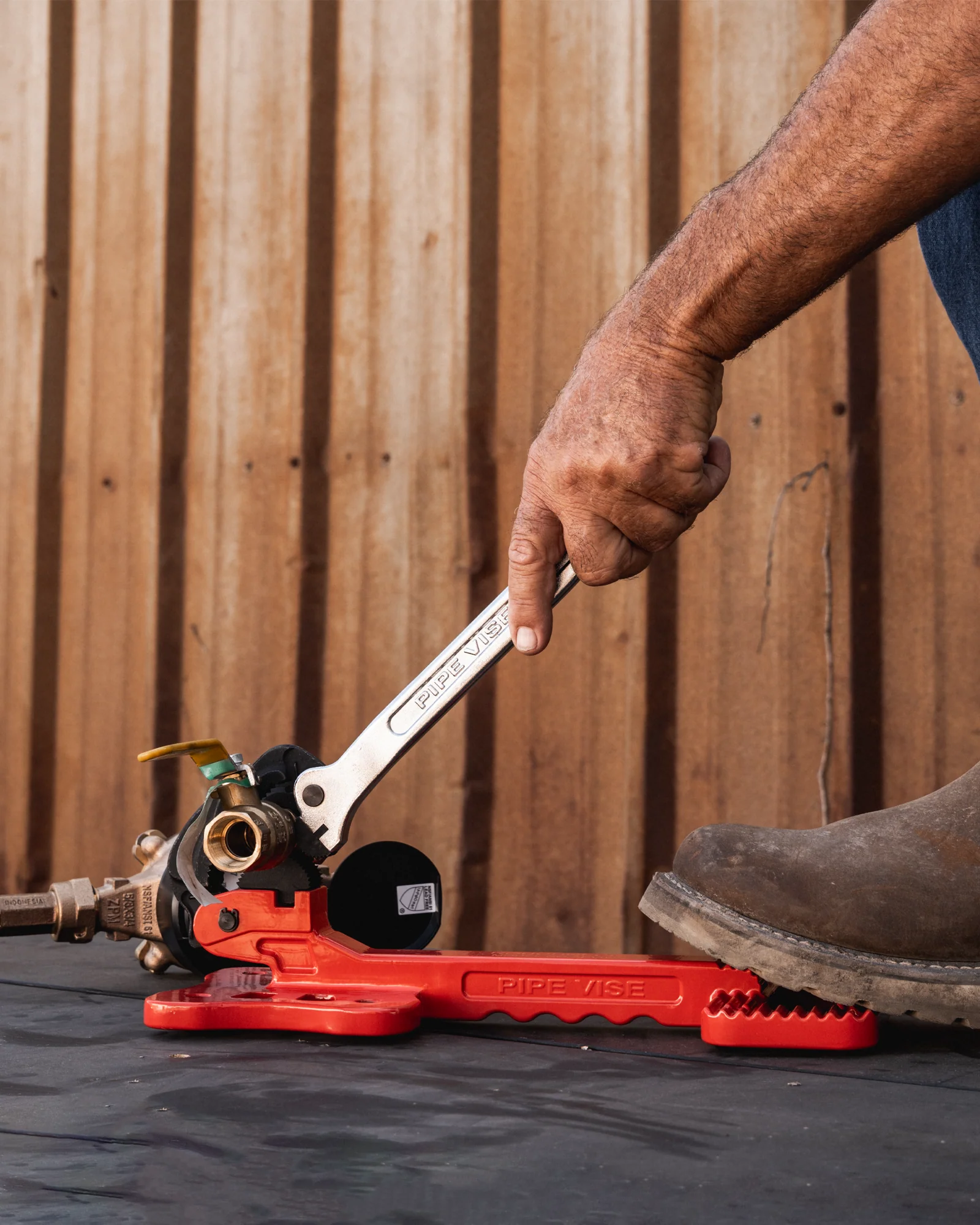 The Roughneck™ (APV02). 2" Capacity. - Image 3